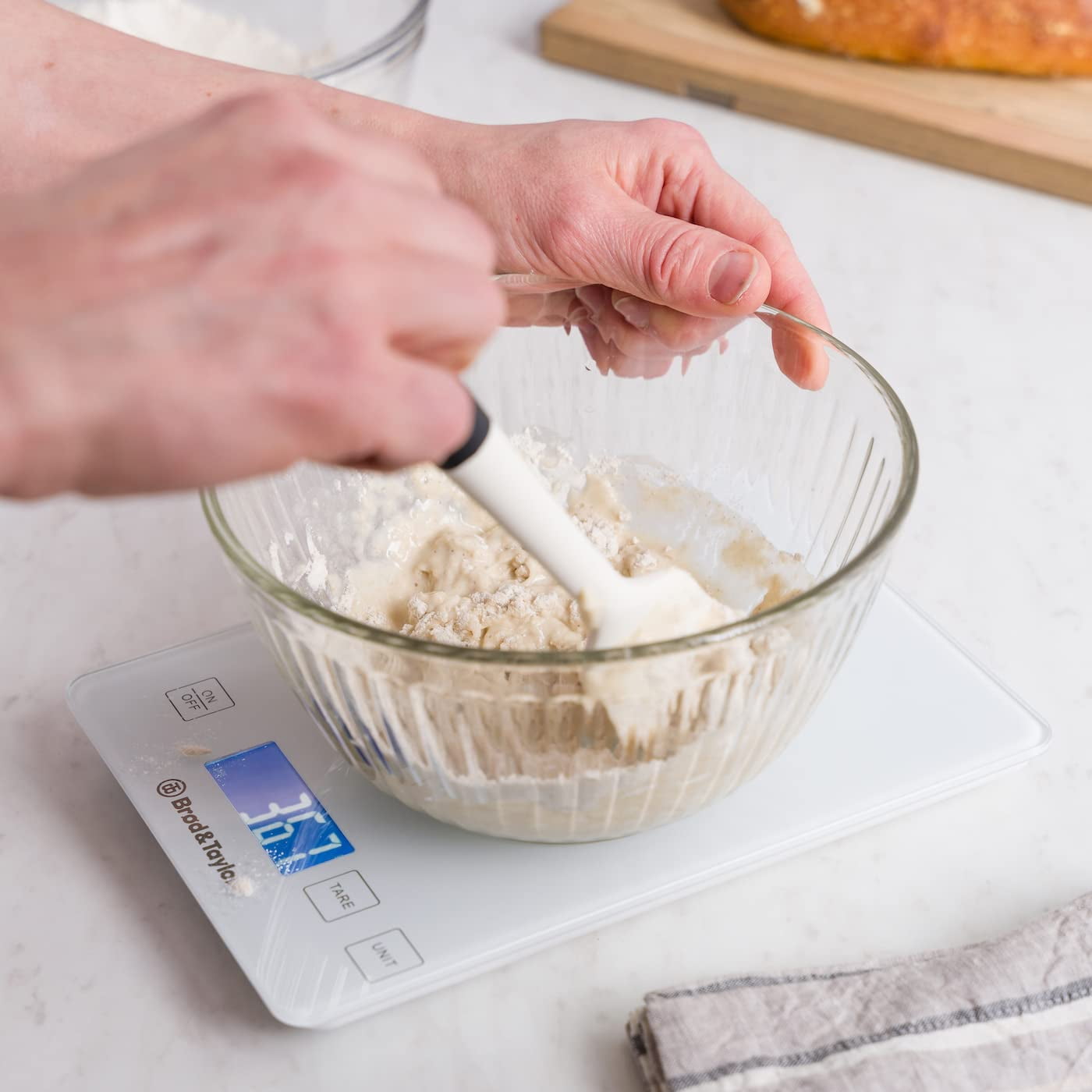 LVL Food Scale, 22lb Digital Kitchen Scale Weight Grams and oz for Cooking Baking, 1g/0.1oz Precise Graduation, Stainless Steel and Tempered Glass (White)